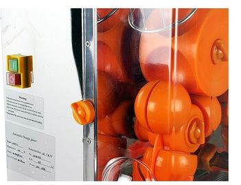 Immagazzini la macchina arancio commerciale degli spremiagrumi, spremiagrumi automatici dello spremitoio arancio dell'acciaio inossidabile